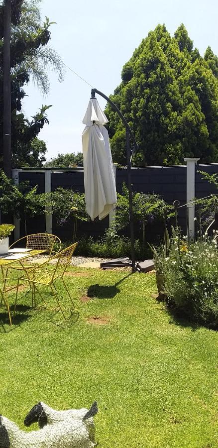 B&B 464 On 22Nd Ave Pretoria-Noord Εξωτερικό φωτογραφία